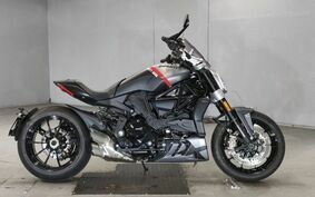 DUCATI DIAVEL BLACK STAR S 2022 1G00A