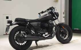 MOTO GUZZI V9 BOBBER 2022