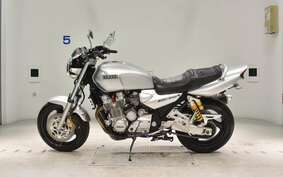 YAMAHA XJR1300 1998 RP01J