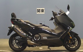 YAMAHA T-MAX 530 DX 2017 SJ15J