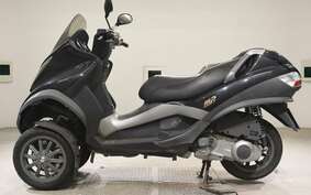 PIAGGIO MP3 250