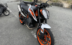 KTM 890 DUKE R 2023 TU940