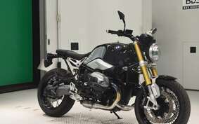 BMW R NINE T 2015