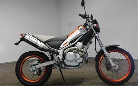 YAMAHA TRICKER DG16J