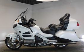 HONDA GL 1800 GOLD WING 2015 SC68