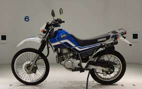 YAMAHA SEROW 225 Gen.3 DG08J