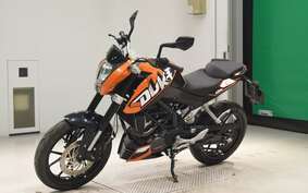 KTM 200 DUKE JUC4D