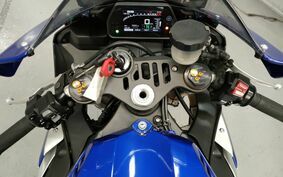 YAMAHA YZF-R1 2015 RN39