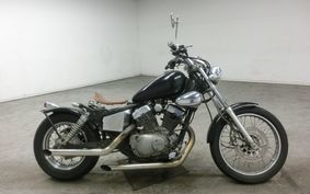 YAMAHA VIRAGO 250 3DM