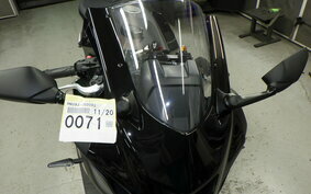 YAMAHA YZF-R7 2024 RM39J