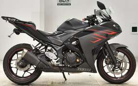 YAMAHA YZF-R25 RG10J