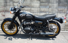 KAWASAKI W800 2011