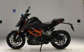 KTM 390 DUKE 2023