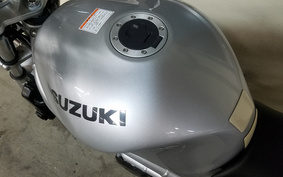 SUZUKI SV400 2004 VK53A