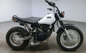 YAMAHA TW225 DG09J