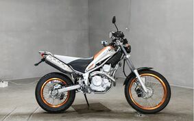 YAMAHA TRICKER DG16J