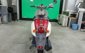 HONDA CREA SCOOPY I AF55