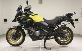 SUZUKI DL650 ( V-Strom 650 ) 2019 C733A