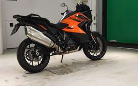 KTM 1290 SUPER ADVENTURE S 2022 V7940