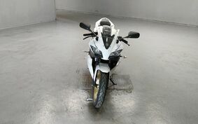 YAMAHA YZF-R125 RE061