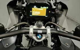 BMW R1250GS ADVENTURE 2022 0M11