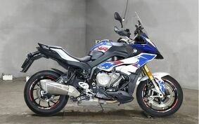 BMW S1000XR 2020 0D03