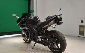 YAMAHA YZF-R1 2004 RN13