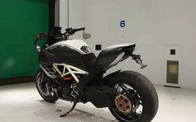 DUCATI DIAVEL AMG 2012