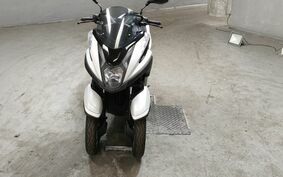 YAMAHA TRICITY 125 SE82J