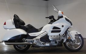 HONDA GL 1800 GOLD WING 2015 SC68