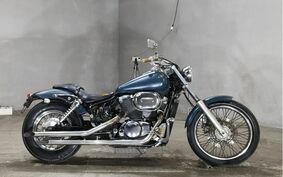 HONDA SHADOW 400 SLASHER 2000 NC40