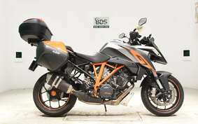 KTM 1290 SUPER DUKE GT 2017 V6940