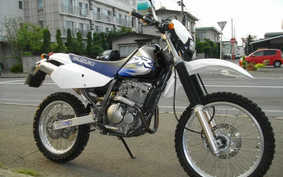 SUZUKI DR250 SJ45A