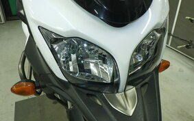 SUZUKI DL650 ( V-Strom 650 ) A 2013 VP56A