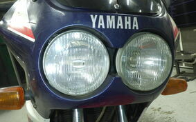 YAMAHA FZ400 R 1984 46X