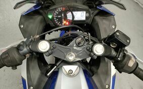 YAMAHA YZF-R3 2015 RH07J