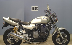 YAMAHA XJR1200 1995 4KG