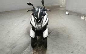 YAMAHA TRICITY 125 SE82J