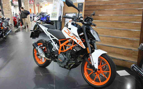 KTM 390 DUKE 2017 JPJ40