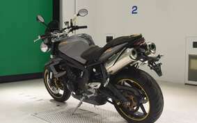 TRIUMPH STREET TRIPLE R 2010