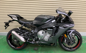 YAMAHA YZF-R1 S 2020 RN42