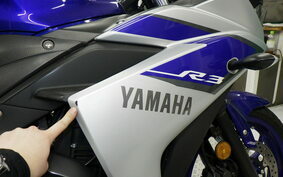 YAMAHA YZF-R3 2015 RH07J