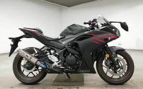 YAMAHA YZF-R25 RG10J