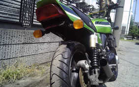 KAWASAKI ZRX400 2005 ZR400E