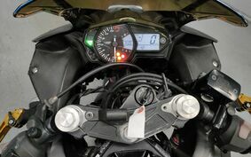 YAMAHA YZF-R25 RG10J