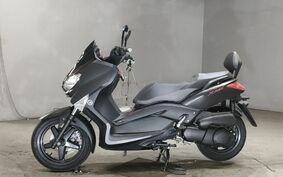 YAMAHA X-MAX 250 SG25