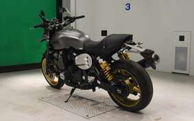 YAMAHA XJR1300 C 2016 RP19