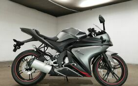 YAMAHA YZF-R125 RE06