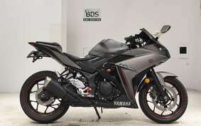 YAMAHA YZF-R25 A RG10J