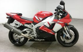 YAMAHA YZF-R1 2000 RN04